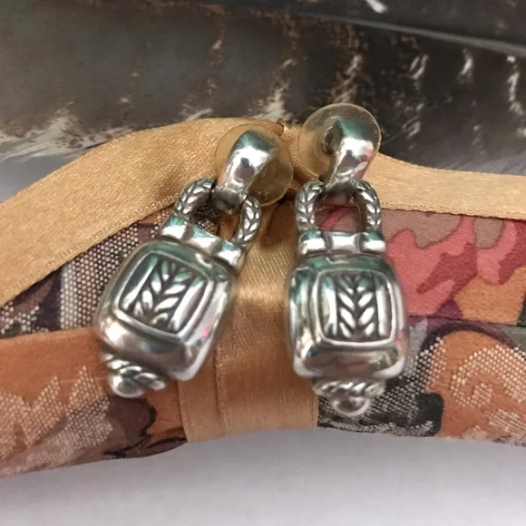 Vintage Brighton Doorknocker Earrings - Picture 3 of 4